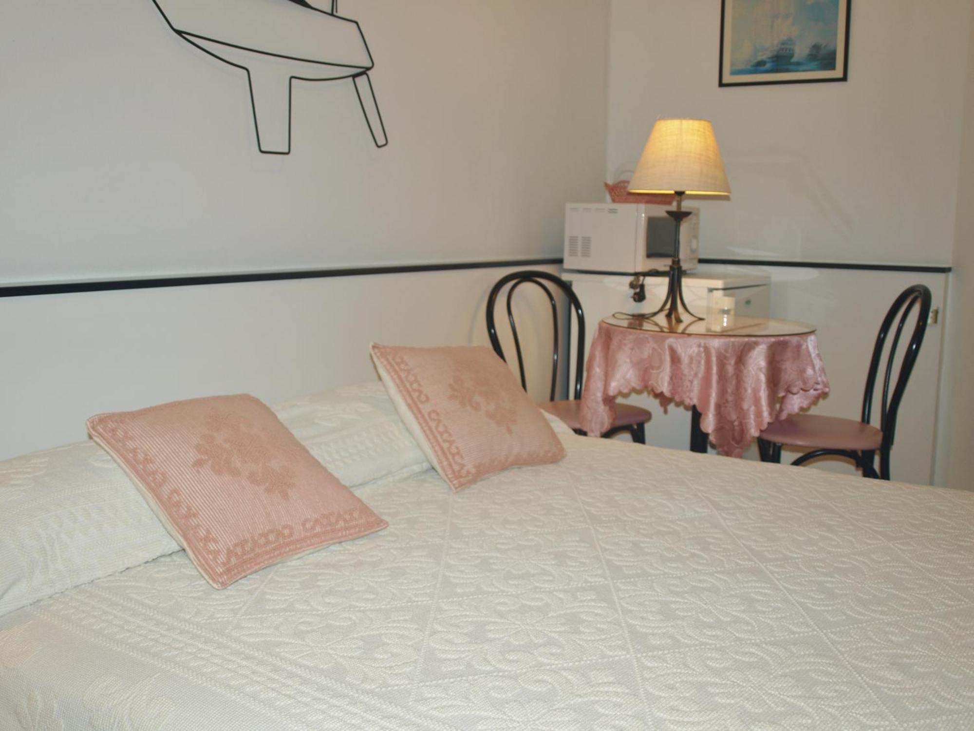 Hotel La Conchiglia La Maddalena  Quarto foto