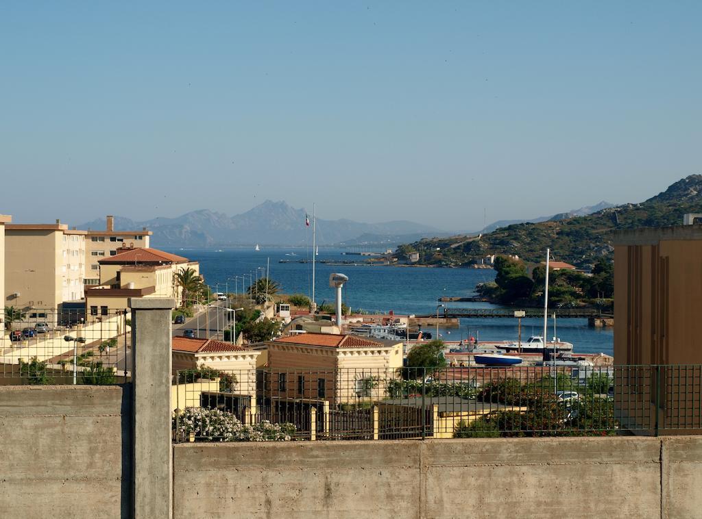 Hotel La Conchiglia La Maddalena  Exterior foto